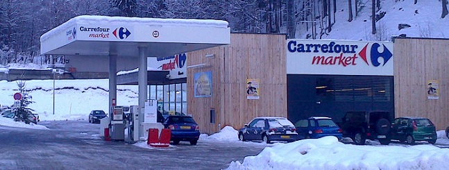 Zakaz handlu w niedzielę od 2020r.-carrefour-banner23.jpg