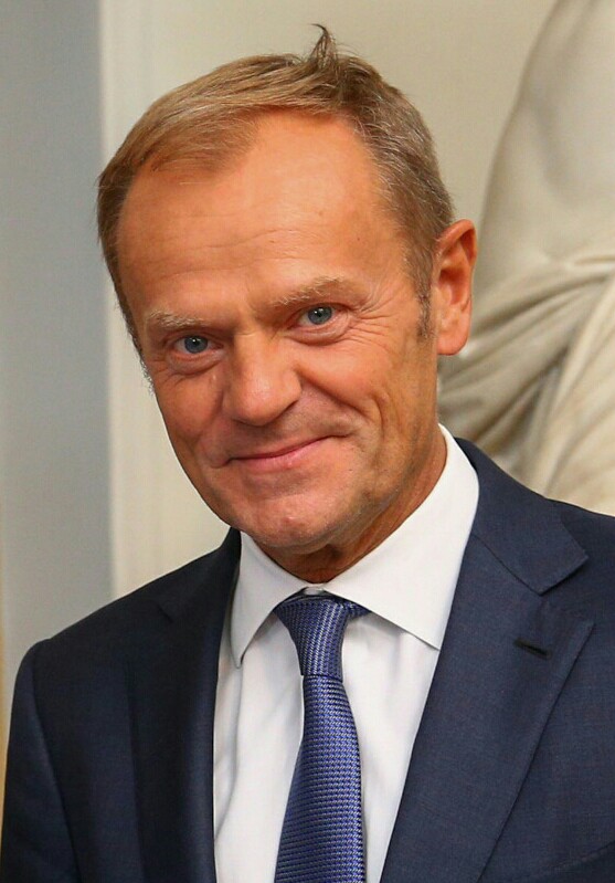 Nie mam pracy! Kradnę. Co pan kradnie? Co popadnie. -- AFERY/AFERKI PEŁO (w pigułce)-gej.jpg