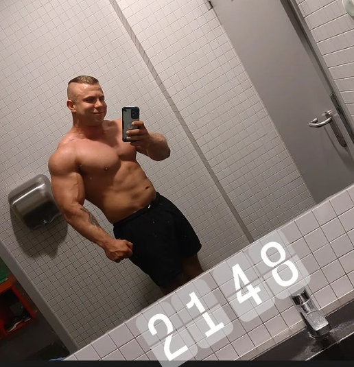 Luźne rozmowy na siłce-f5a00da2387513cf7d92f3d25fdf2558.png