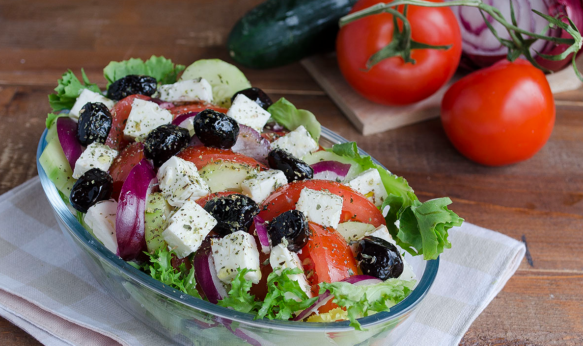 Pokaż talerz - Wizualny foodporn i rozmowy przy jedzeniu !-salata-greca.png