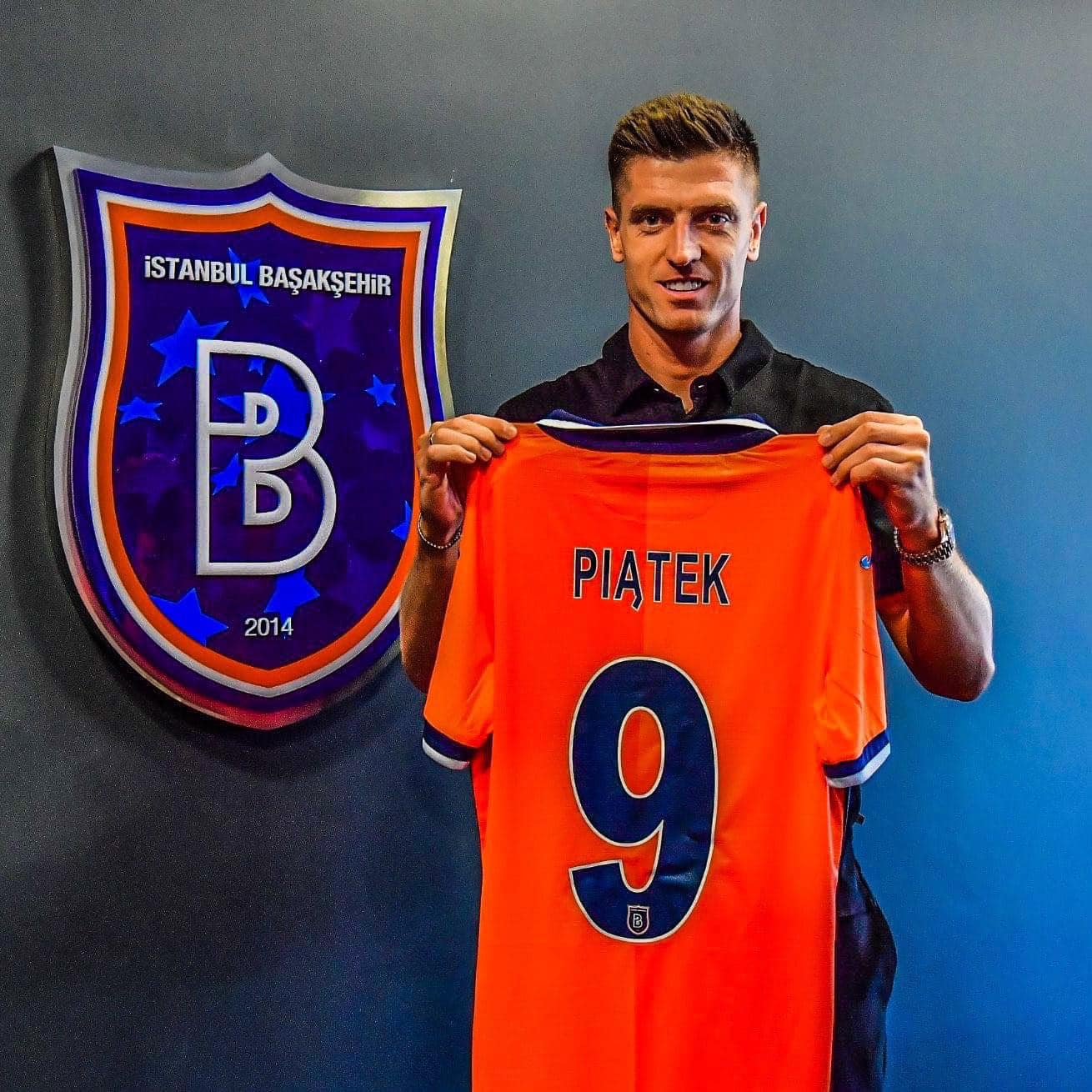 Piłka Nożna-361893954_775486597913940_4932270153815141587_n.jpg