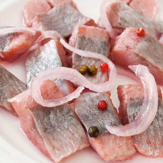 Pokaż talerz - Wizualny foodporn i rozmowy przy jedzeniu !-russian-herring-salad-jpg-1.jpg