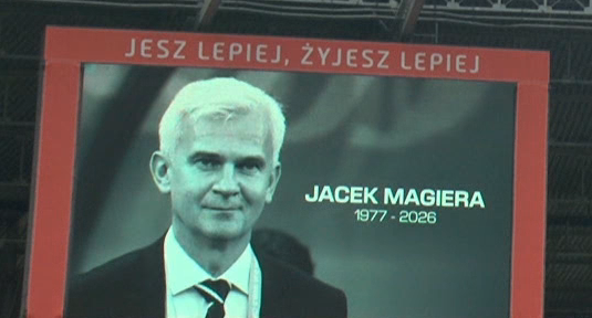 Piłka Nożna-hjqgwwaxsaiz-qq.png
